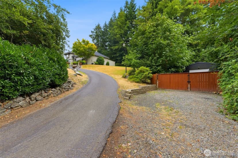 Property photo for 9610 61st Street Nw, Gig Harbor photo 38