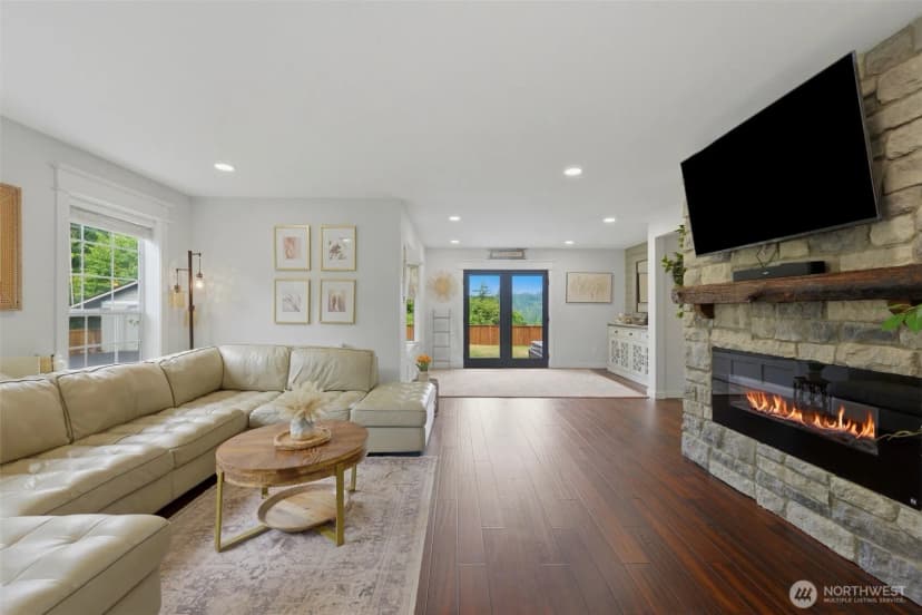 Property photo for 9610 61st Street Nw, Gig Harbor photo 7