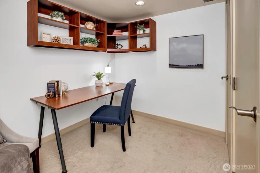 Property photo for 10650 Ne 9th Place #5208, Bellevue photo 14