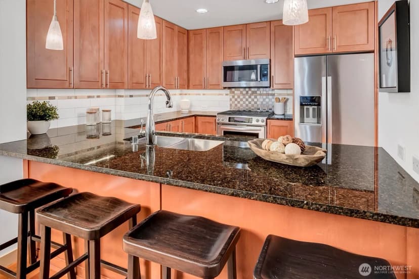 Property photo for 10650 Ne 9th Place #5208, Bellevue photo 6