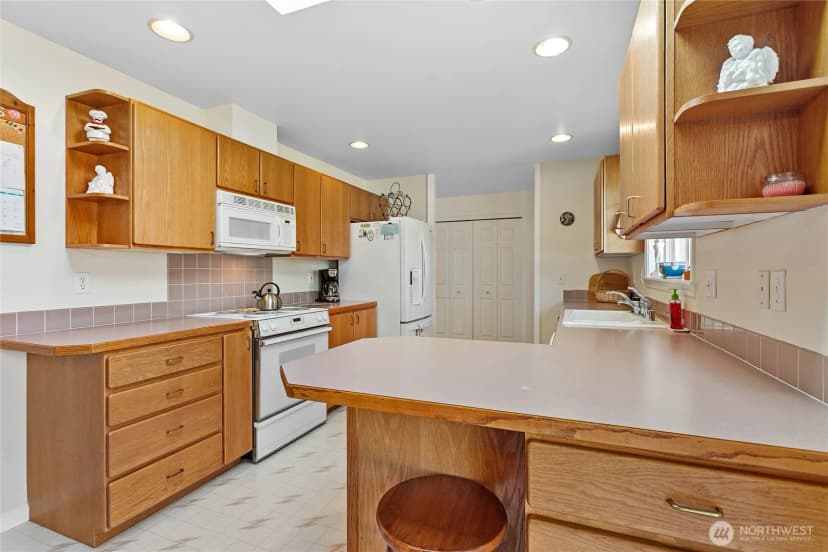 Property photo for 8163 Skeena Way, Blaine photo 9