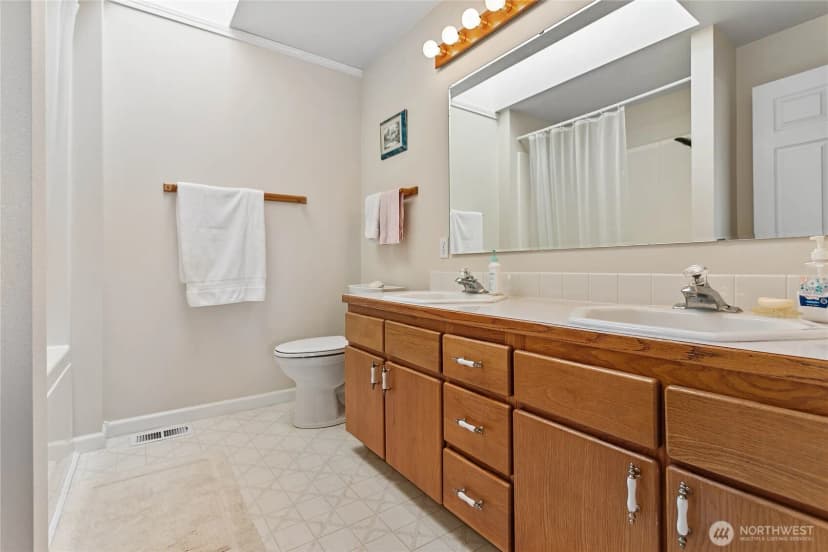 Property photo for 8163 Skeena Way, Blaine photo 16