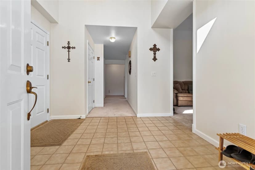 Property photo for 8163 Skeena Way, Blaine photo 2