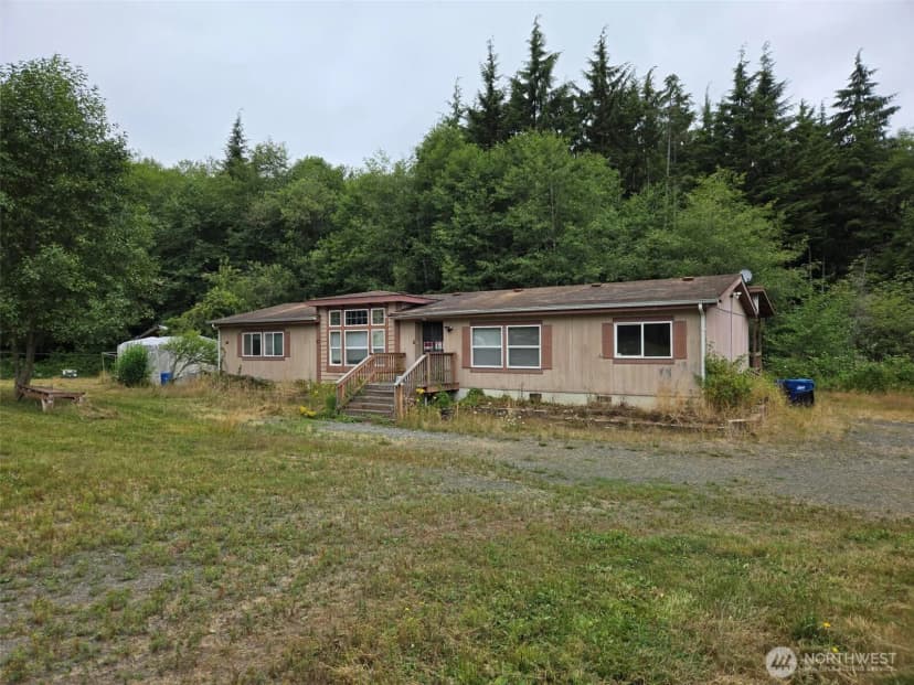 Property photo for 19 Wynooche Road W, Montesano photo 11
