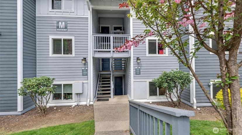Property photo for 14210 Ne 181st Place #m102, Woodinville photo 18