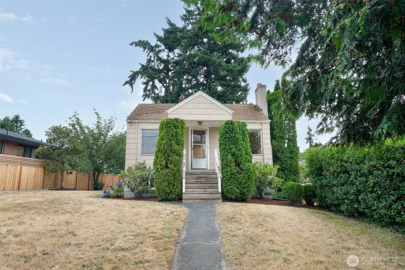 Property photo for 9002 2nd Avenue Ne, Seattle photo 5