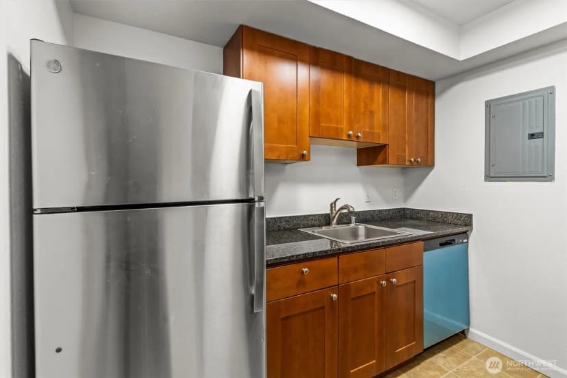 Property photo for 14665 Ne 34th St #b21, Bellevue photo 6