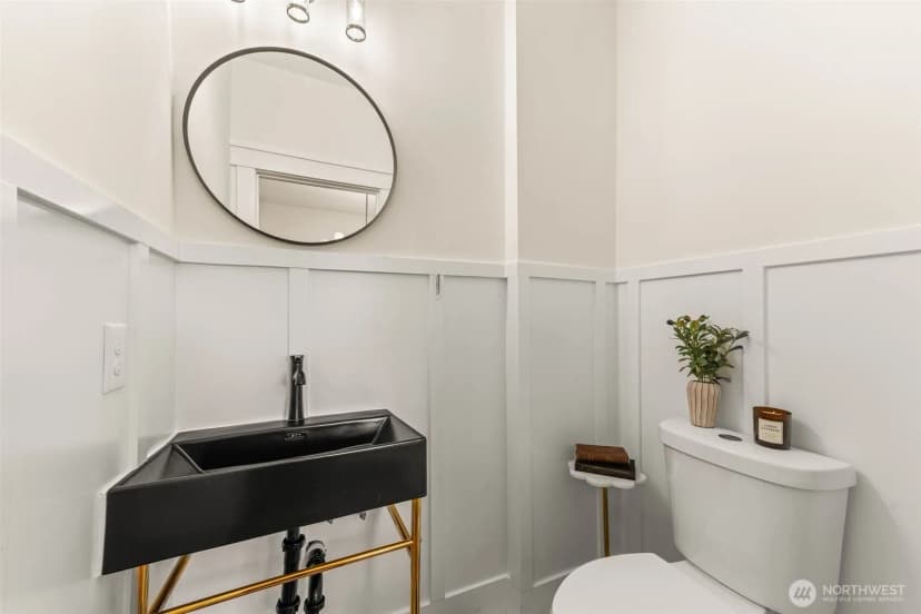 Property photo for 520 30th Avenue E, Seattle photo 13