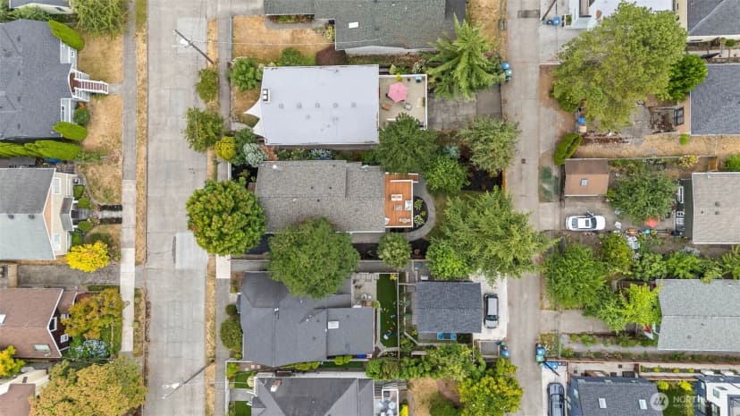 Property photo for 520 30th Avenue E, Seattle photo 33