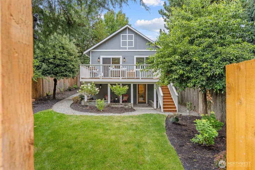 Property photo for 520 30th Avenue E, Seattle photo 29