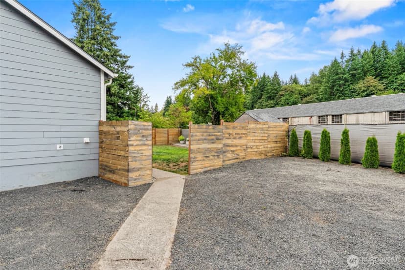 Property photo for 1404 Nw Kerron St, Winlock photo 32