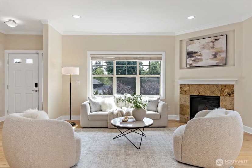 Property photo for 9541 Slater Avenue Ne, Kirkland photo 3