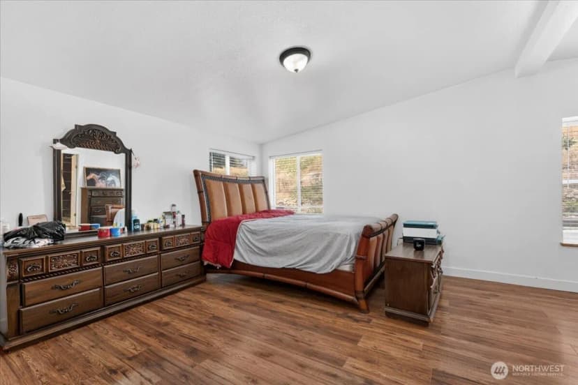 Property photo for 634 Warren Avenue W, Pateros photo 30