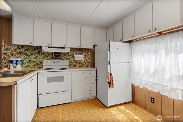 Property photo for 22034 Se 272nd Place, Maple Valley photo 3