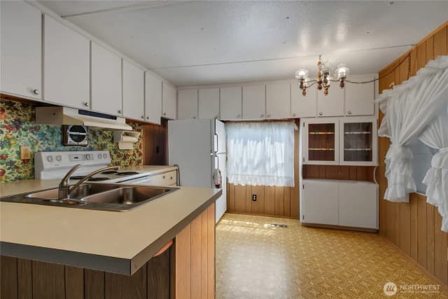 Property photo for 22034 Se 272nd Place, Maple Valley photo 2