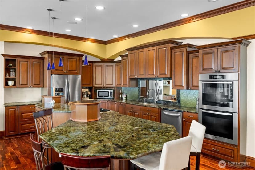 Property photo for 6669 N Ne Windermere Road, Seattle photo 12