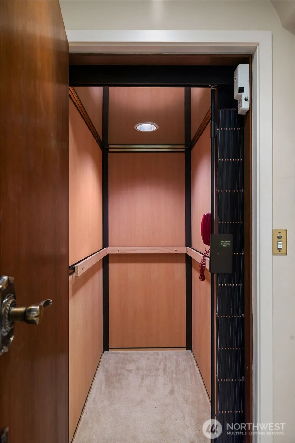 Property photo for 6669 N Ne Windermere Road, Seattle photo 27