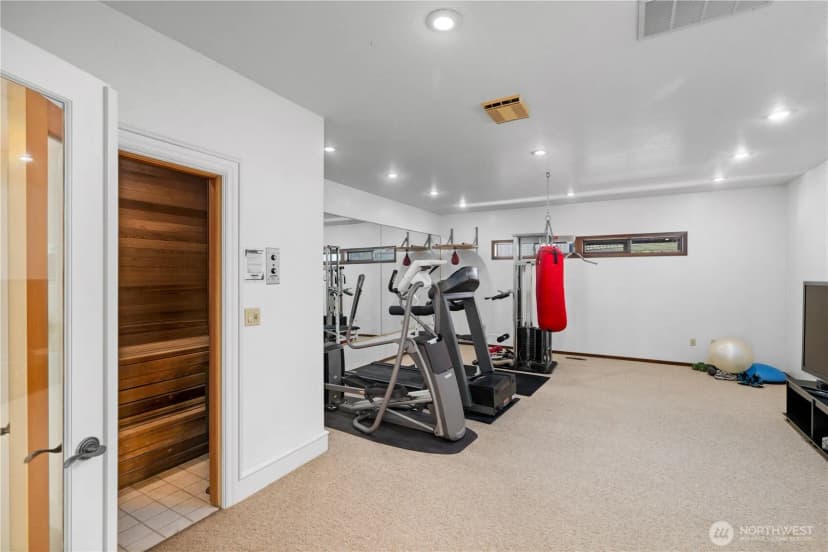 Property photo for 6669 N Ne Windermere Road, Seattle photo 32