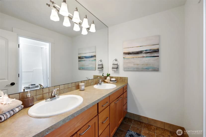 Property photo for 22211 1st Drive Se, Bothell photo 32