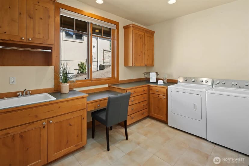 Property photo for 6563 170th Place Se, Bellevue photo 35