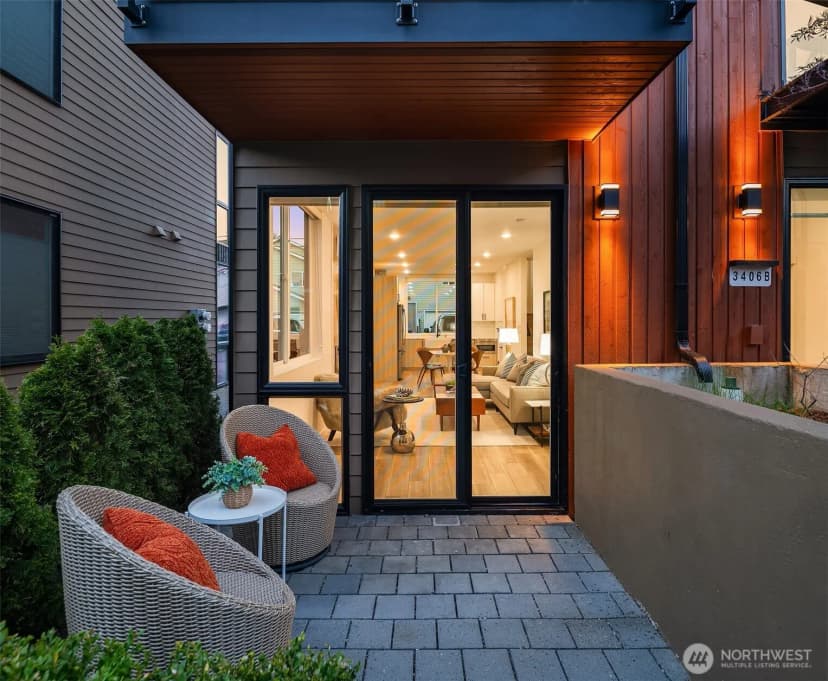 Property photo for 3406 B 34th Avenue W, Seattle photo 24