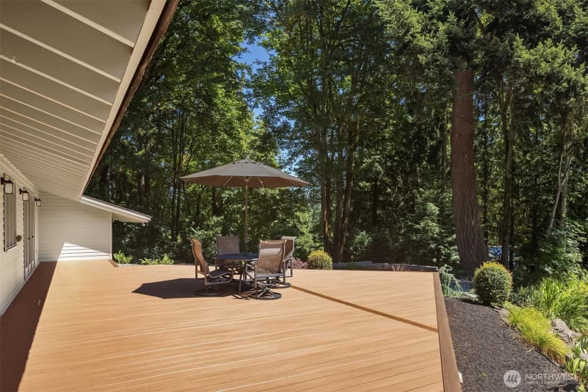 Property photo for 6815 E Mercer Way, Mercer Island photo 32