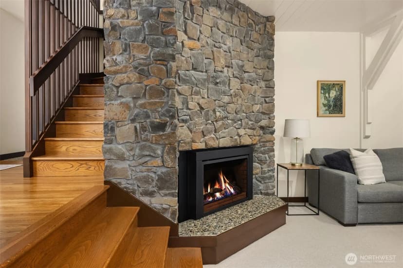 Property photo for 6815 E Mercer Way, Mercer Island photo 13