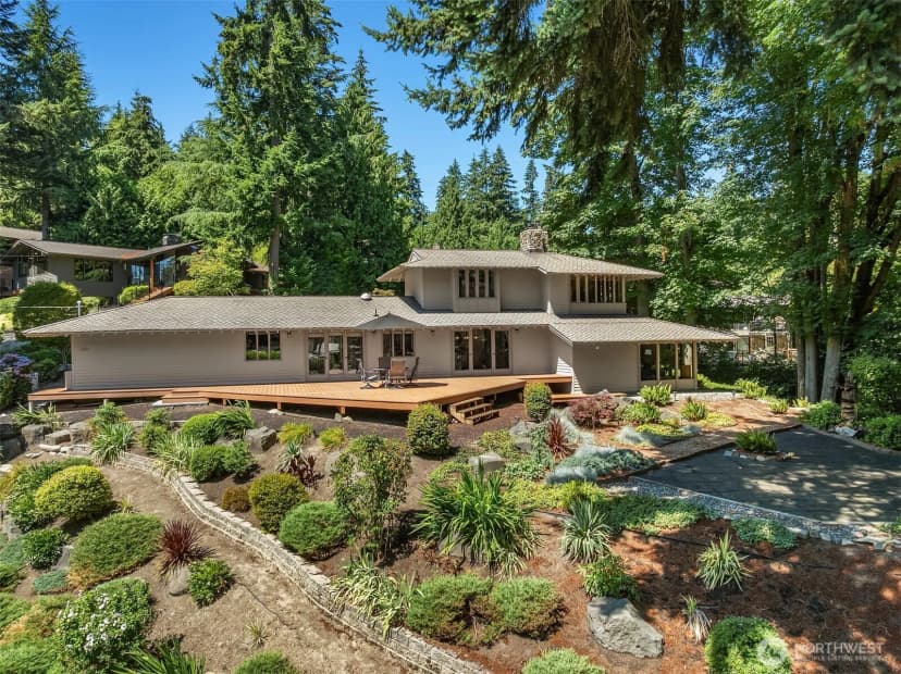 Property photo for 6815 E Mercer Way, Mercer Island photo 28