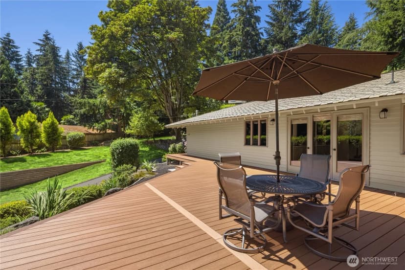 Property photo for 6815 E Mercer Way, Mercer Island photo 30