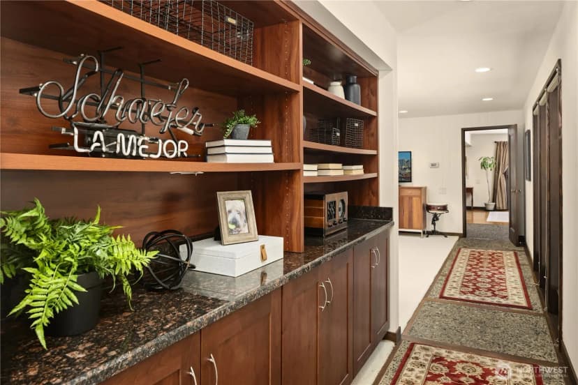 Property photo for 6815 E Mercer Way, Mercer Island photo 23
