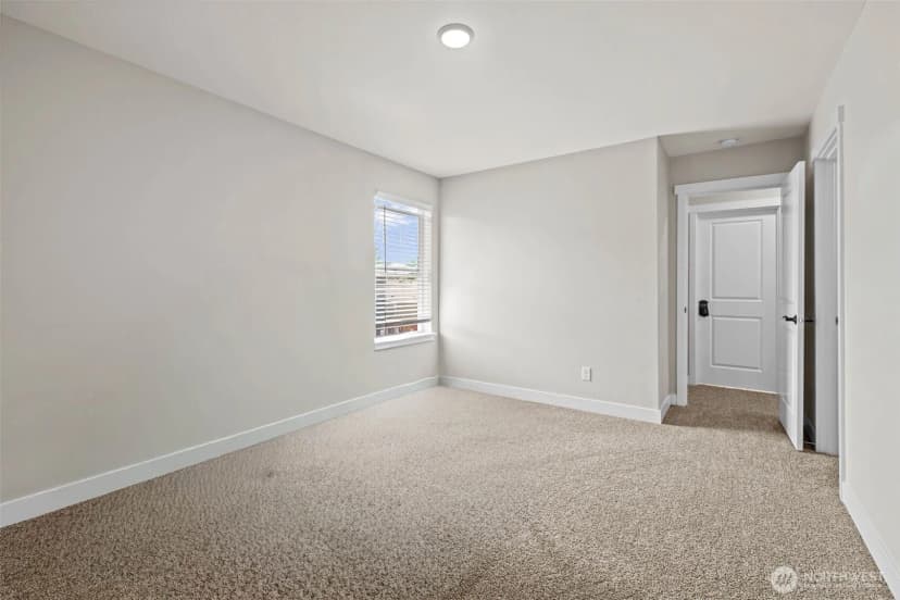 Property photo for 978 Livernash Street, Buckley photo 26