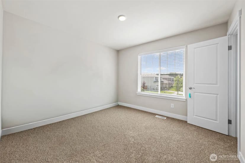 Property photo for 978 Livernash Street, Buckley photo 27