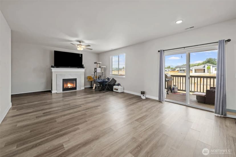 Property photo for 978 Livernash Street, Buckley photo 6