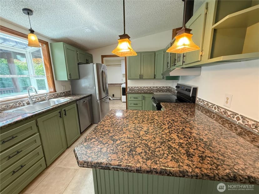 Property photo for 6530 137th Drive Ne, Lake Stevens photo 7