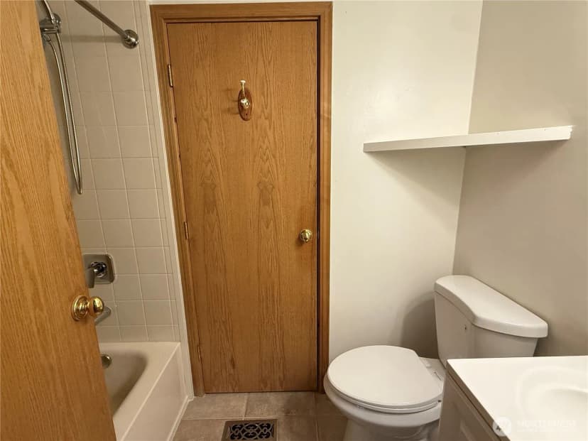 Property photo for 6530 137th Drive Ne, Lake Stevens photo 14
