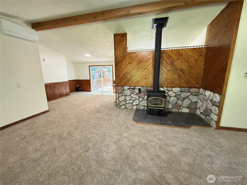 Property photo for 6530 137th Drive Ne, Lake Stevens photo 5