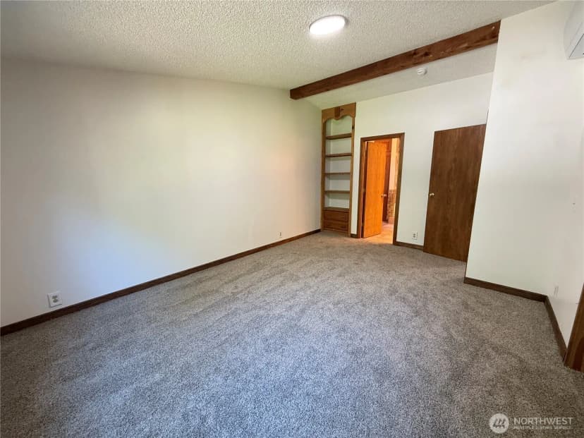 Property photo for 6530 137th Drive Ne, Lake Stevens photo 11