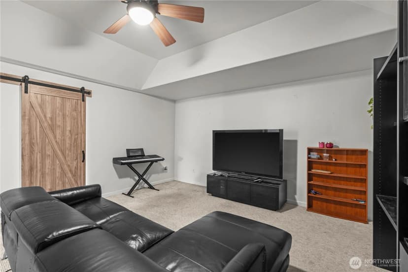 Property photo for 1313 24th Avenue Ct Sw, Puyallup photo 30
