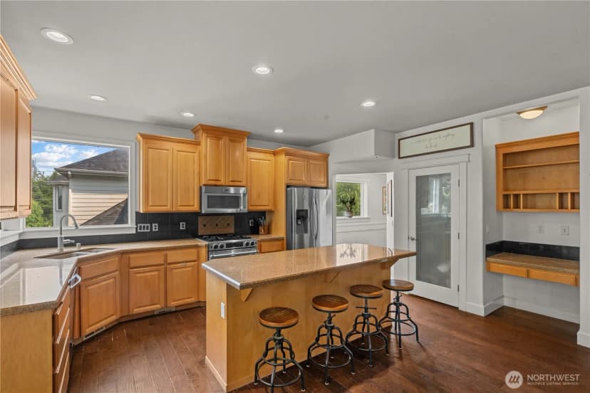 Property photo for 1313 24th Avenue Ct Sw, Puyallup photo 6