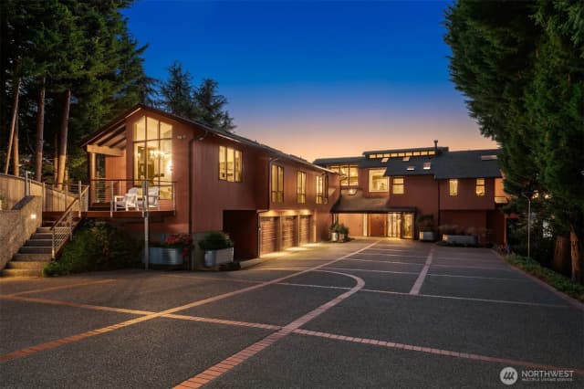 Property photo for 7445 Se 71st Street, Mercer Island photo 4