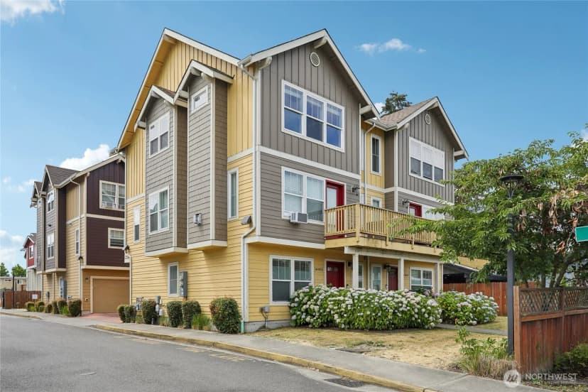 Property photo for 14403 34th Lane S, Tukwila photo 32