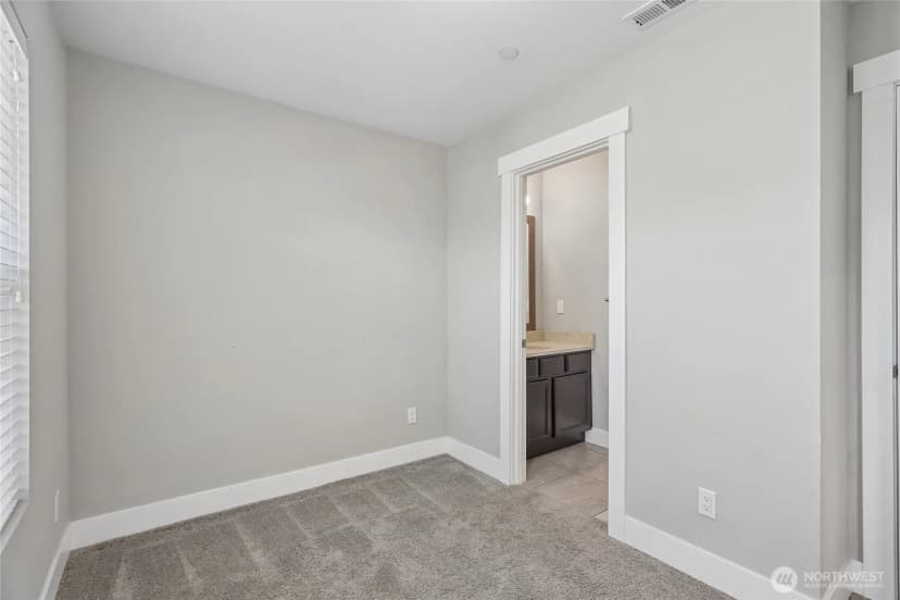 Property photo for 14403 34th Lane S, Tukwila photo 6
