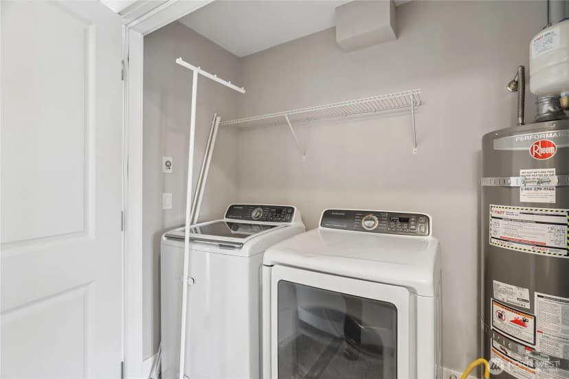 Property photo for 14403 34th Lane S, Tukwila photo 28