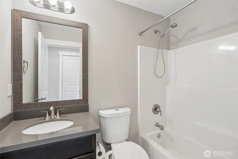 Property photo for 14403 34th Lane S, Tukwila photo 27