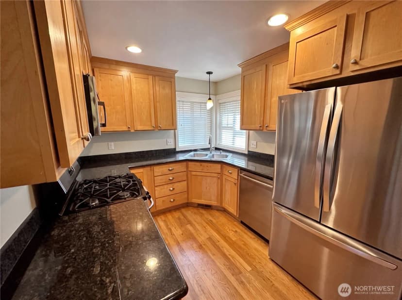 Property photo for 1553 58th Street, Seattle photo 2
