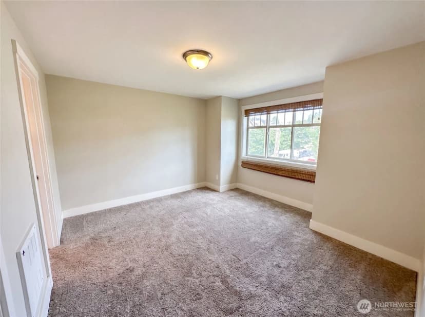 Property photo for 1553 58th Street, Seattle photo 6