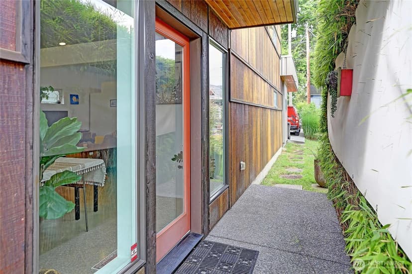 Property photo for 2024 Wetmore Avenue, Everett photo 5