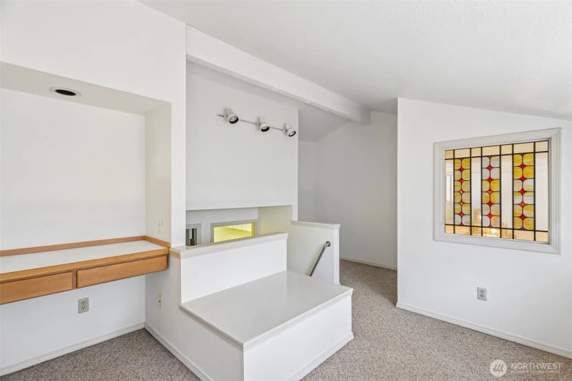 Property photo for 16313 Inglewood Place Ne, Kenmore photo 24