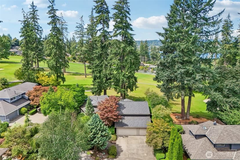 Property photo for 16313 Inglewood Place Ne, Kenmore