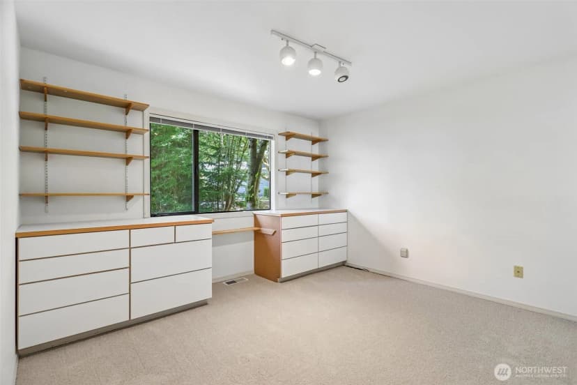 Property photo for 16313 Inglewood Place Ne, Kenmore photo 21